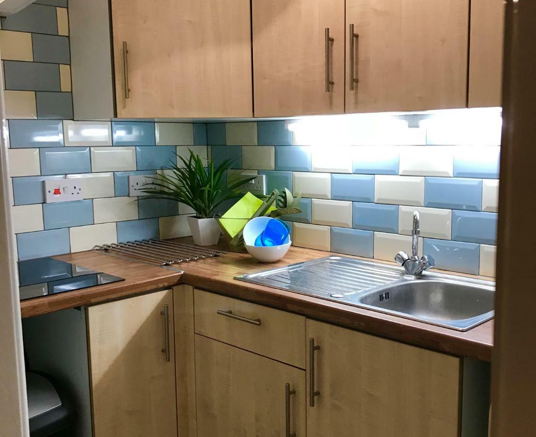 Modern Boutique Studio Apartment Bournemouth Dış mekan fotoğraf