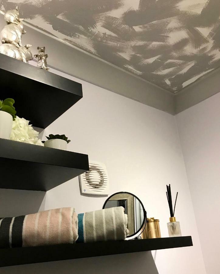 Modern Boutique Studio Apartment Bournemouth Dış mekan fotoğraf