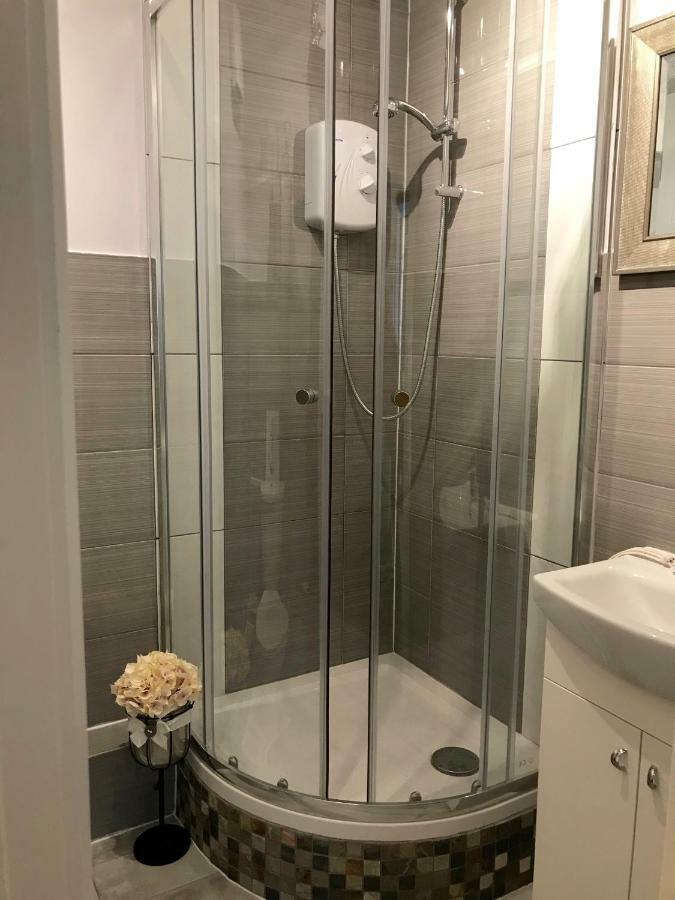 Modern Boutique Studio Apartment Bournemouth Dış mekan fotoğraf